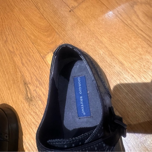 Mens size 12 black shoes - Picture 4 of 6